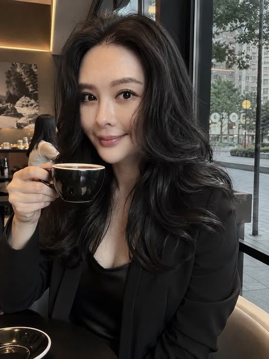 蕭淑慎曬出近況照。(圖/翻攝自臉書)