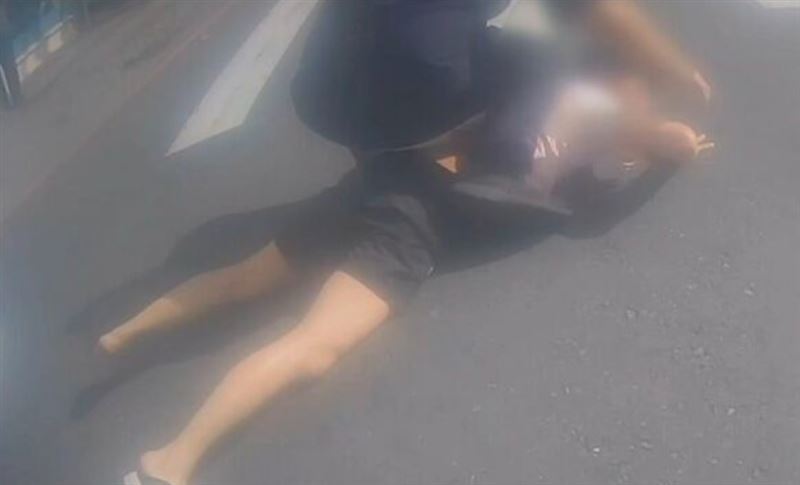 桃園女肇事逃逸！拒檢遭警方破窗當街壓制