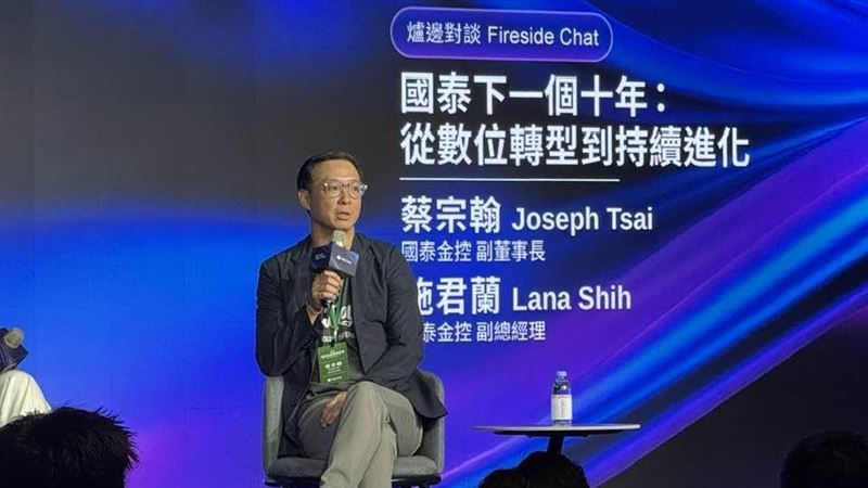 國泰金接班人！副董蔡宗翰帶5萬人拼超車