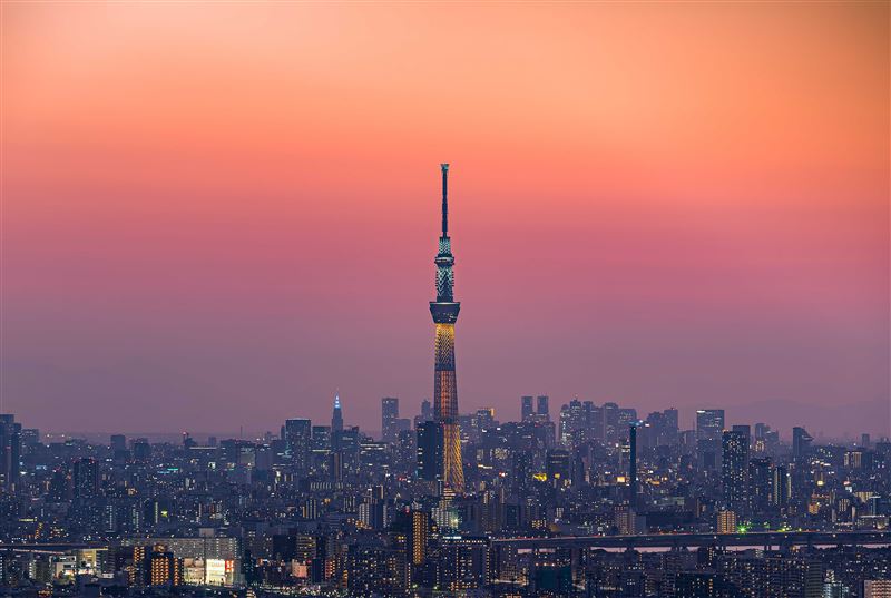 日本為台灣人最愛的旅遊目的地,即將迎來賞楓及滑雪熱潮,雄獅攜國泰推限時搶購日本東京、大阪及名古屋來回6,888元機票。(圖/雄獅旅遊提供)