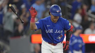 岡本和真33轟　寫日籍右打單季最多轟紀錄