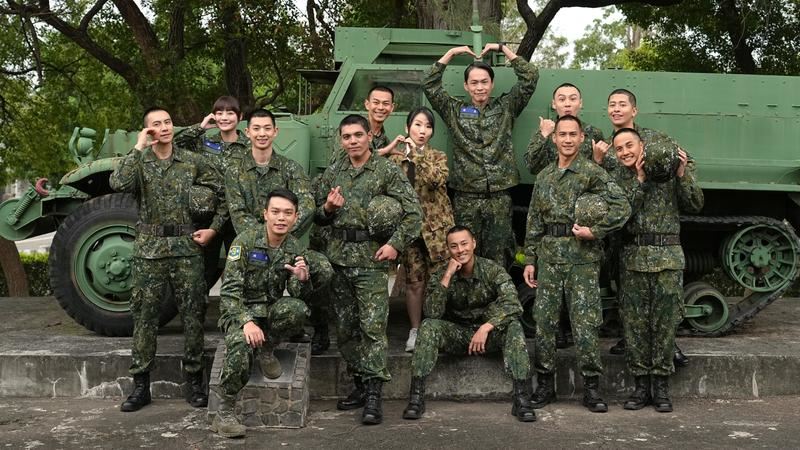 《九條好漢》入圍金鐘「實境節目獎」。(圖/台視提供)
