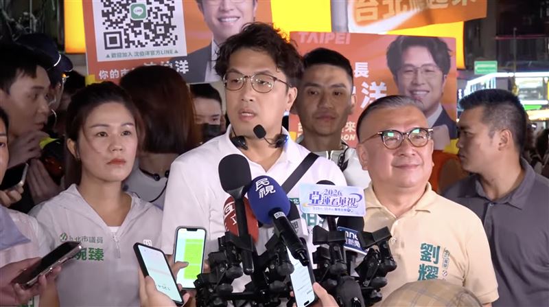 民進黨台北市長參選人沈伯洋赴公館夜市掃街(圖/翻攝畫面)