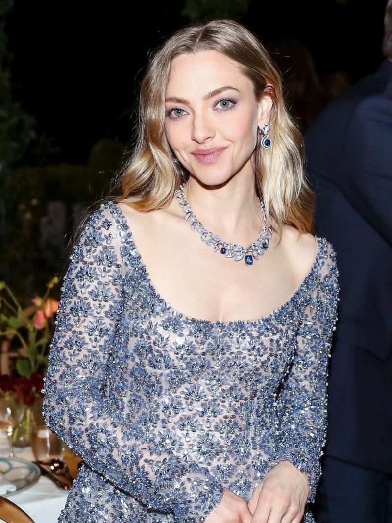 女星亞曼達&middot;塞佛瑞（Amanda Seyfried）和結婚9年的丈夫離婚。（圖／翻攝自IG @mingey）
