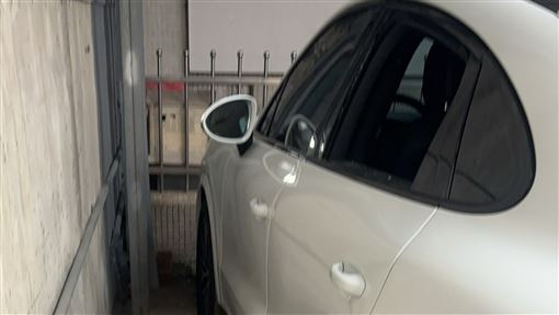 慣竊擊破凱燕車窗欲行竊　被逮稱測破窗器