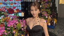 正妹YTR被逮捕　家搜出古柯鹼和21袋白粉