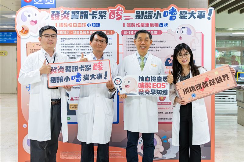 9月14日至18日,高雄市立大同醫院林孟志院長帶領醫療團隊舉辦「呼吸道疾病衛教週」,透過衛教展覽與專題分享,提升民眾呼吸健康識能。(圖/主辦單位提供)