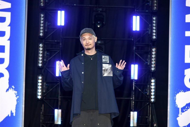 LEO王自己的評分標準很直覺,就是「感動」。(圖/三立提供)