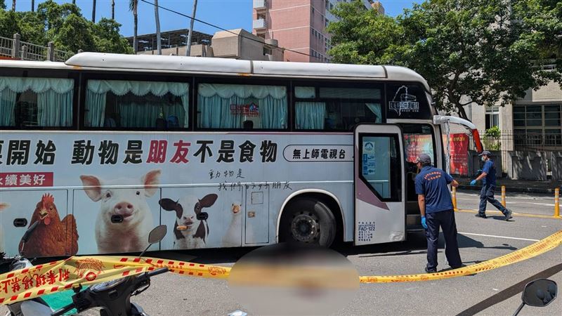 新加坡女遭大客車撞擊　送醫恢復生命徵象