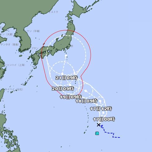位於關島附近海域的熱帶性低氣壓TD28,最快今(16)日生成新颱風「杜鵑」。(圖/日本氣象廳)