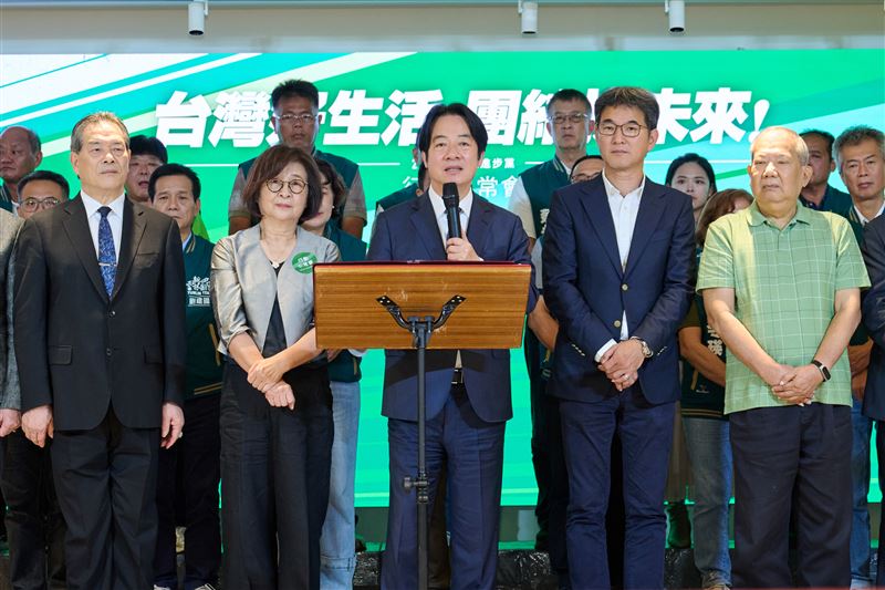 民進黨行動中常會移師雲林縣舉辦，賴清德宣布接下雲林縣長參選人劉建國競總主委一職（圖／民進黨提供）