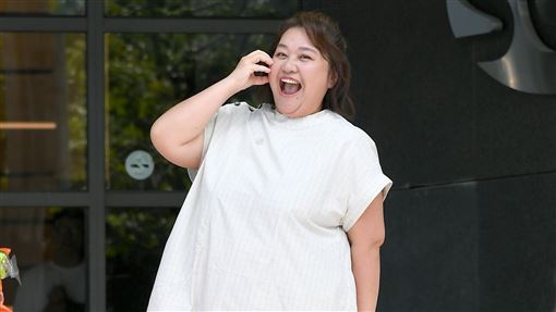 與楊貴媚同爭視后！鍾欣凌曝「想絆倒她」