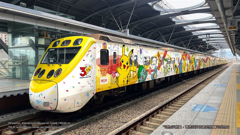 新光三越打造全台首輛「新光三越週年慶寶可夢 30 週年主題列車」。(圖／新光三越提供）