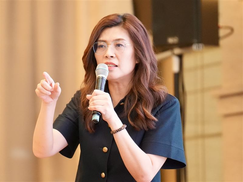 鄭麗文放話,把火力通通關掉、核電全開(圖/國民黨提供)