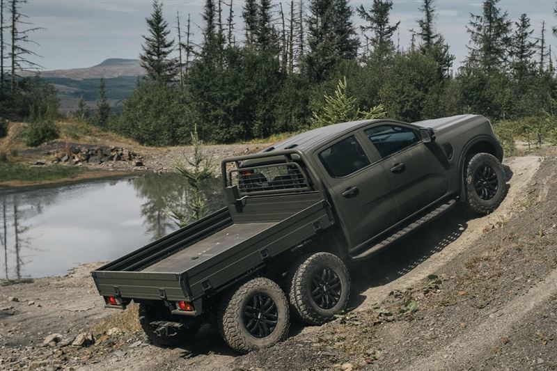 6×6版本搭載3.0升V6柴油引擎。(圖/翻攝Ford網站)