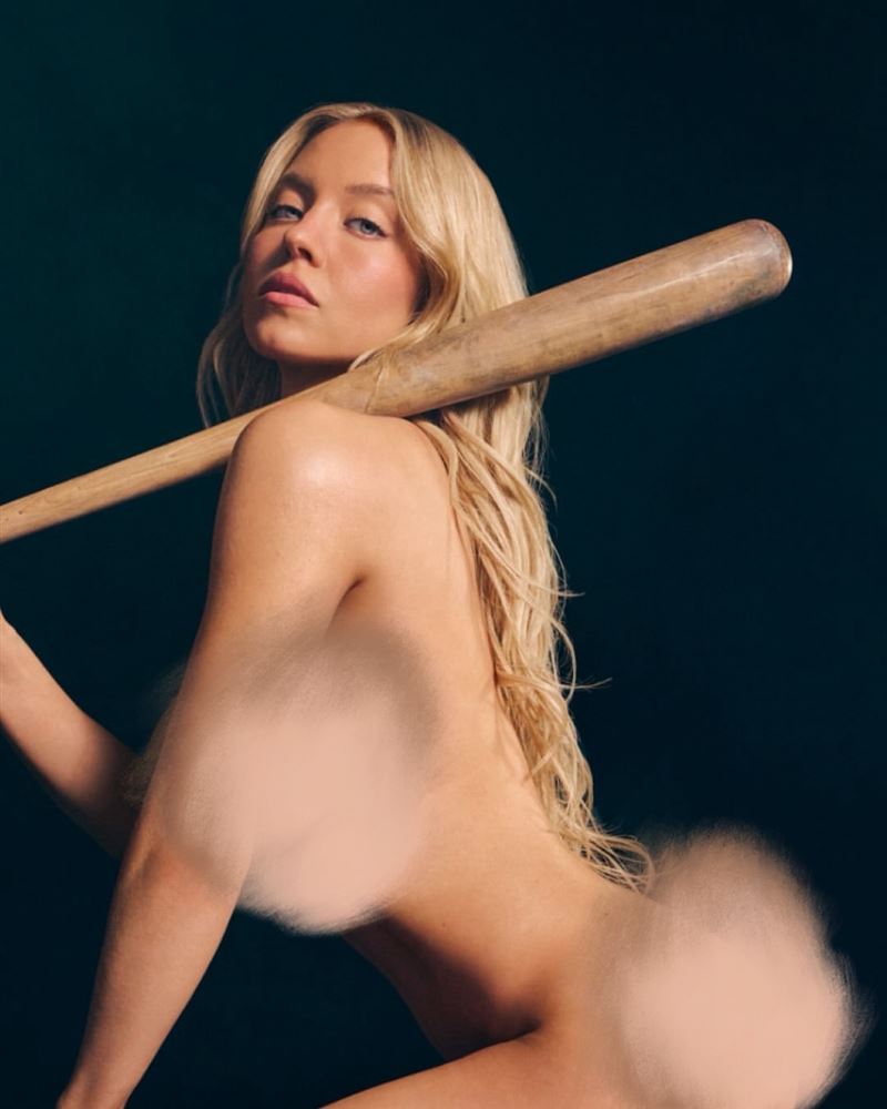 席德妮史威尼(Sydney Sweeney)近日拍攝運動廣告幾乎全裸出鏡,引發女性運動員反彈。(圖/翻攝自IG @sydney_sweeney)