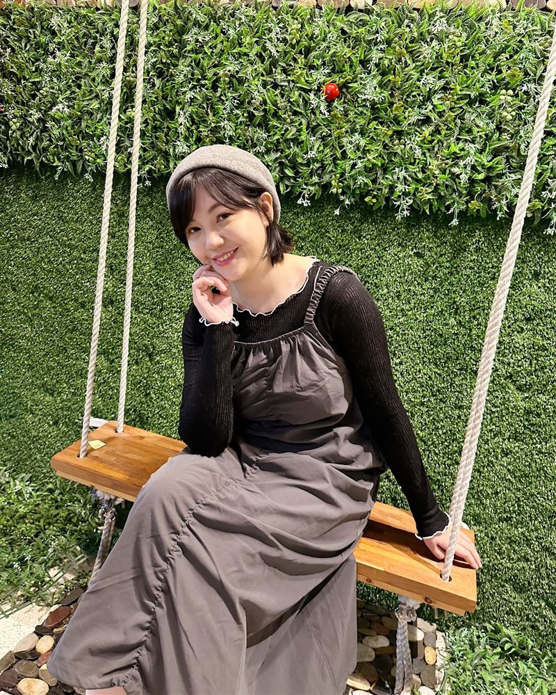 前甜心主播簡懿佳離開新聞圈6年,婚後育有一對子女。(圖/翻攝自臉書)