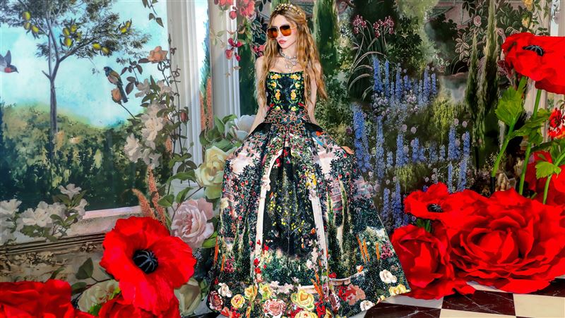 ALICE + OLIVIA  2027春夏　踏入夢幻仙境
