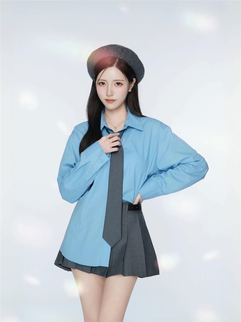 韓籍啦啦隊女神南珉貞驚傳送急診。(圖/翻攝自IG @minjeong_w_)