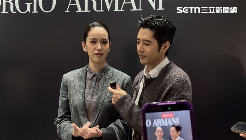 陳庭妮、胡宇威升格父母後首度公開合體,夫妻倆現身台中出席記者會。(圖/記者王培驊攝影)