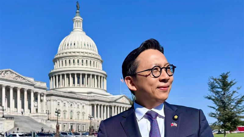 醒了？藍委葛如鈞突開嗆：中國AI是假的！