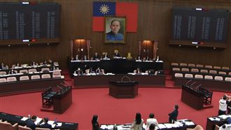 卡384天！115年度總預算終於送出立法院
