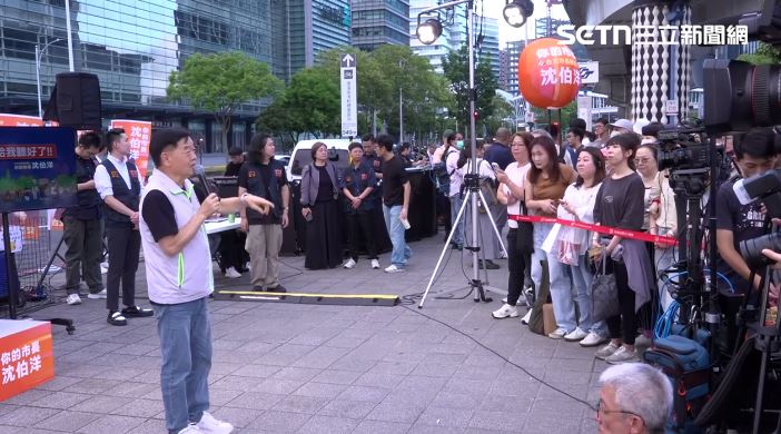 沈伯洋南港肥皂箱開講，活動現場人潮曝光。（圖／翻攝畫面）