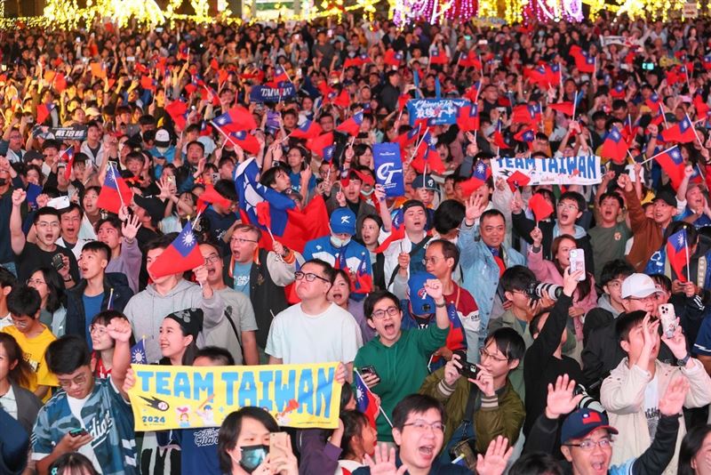 2026亞運棒球賽+新北市政府體育局舉辦「2026新北應援拼盡全力棒球直播派對」邀請球迷聚在一起看球。(資料照/新北市政府提供)