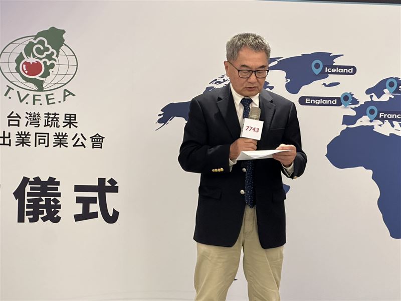 金利食安董事長廖日興表示，隨著既有客戶持續增加更多口味之產品品項外，公司也積極擴充產能，並同步強化上游原料供應體系，這是今天我們和蔬果公會建立策略合作的重大意義。（圖／記者余國棟攝影）