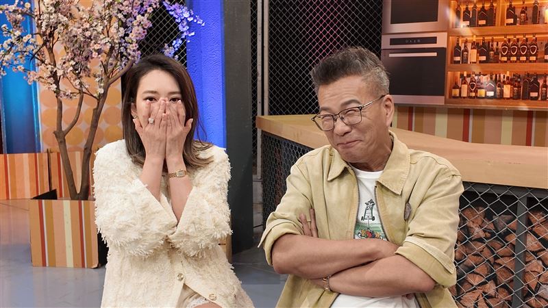 沈玉琳跟Melody開心入圍金鐘獎。（圖／三立提供）