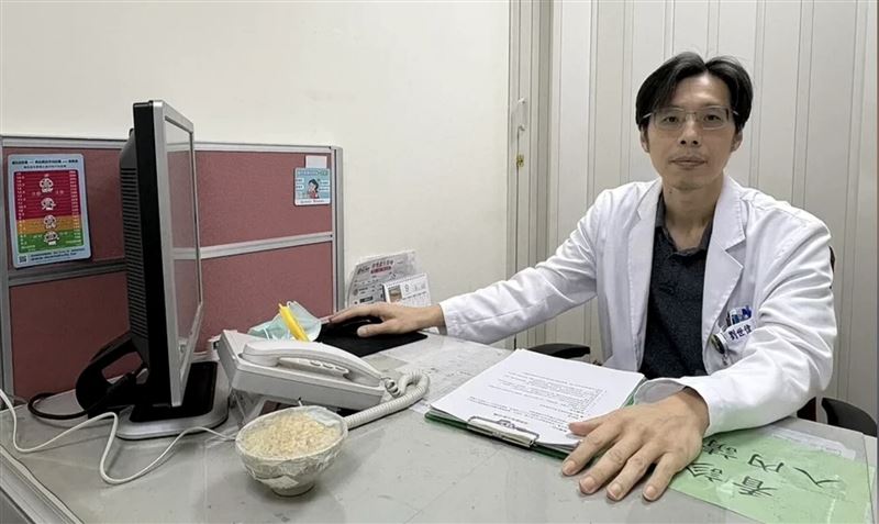 衛生福利部樂生醫院劉世偉營養師提醒,大量攝取高鉀食物不一定能改善水腫。(圖/樂生醫院提供)