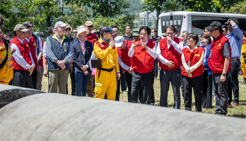 總統賴清德前往台東視導「115年國家防災日-大規模震災動員演練」(圖/總統府提供)