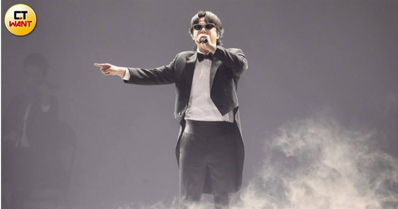 金曲歌王蕭煌奇三度攻蛋,今起一連兩晚在台北小巨蛋舉辦「蕭煌奇2026〈BRAVO〉演唱會」