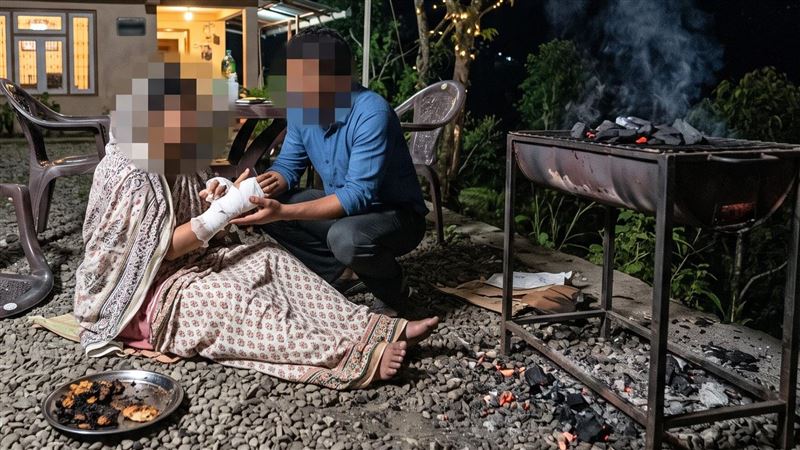 畫面曝!烈焰吞噬人妻…倒地哀號命危送醫