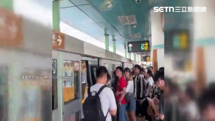 文湖線「爆胎」行走輪破損 乘客被請下車