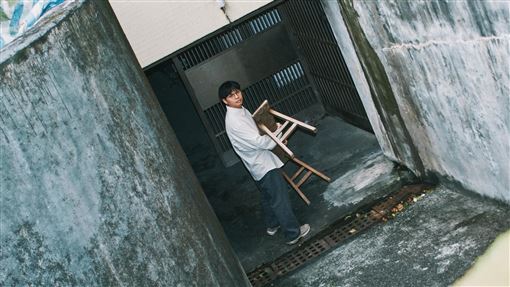 老王樂隊休團一年！主唱默默改名單飛出輯