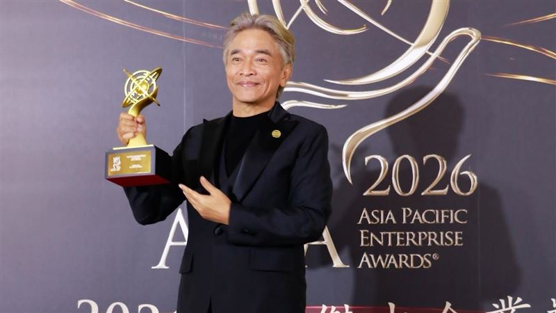吳宗憲勇奪亞太企業大獎 驚人戰績曝光
