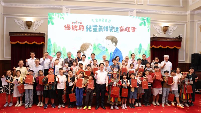 環境部「部長阿伯」彭啓明對話小氣候委員