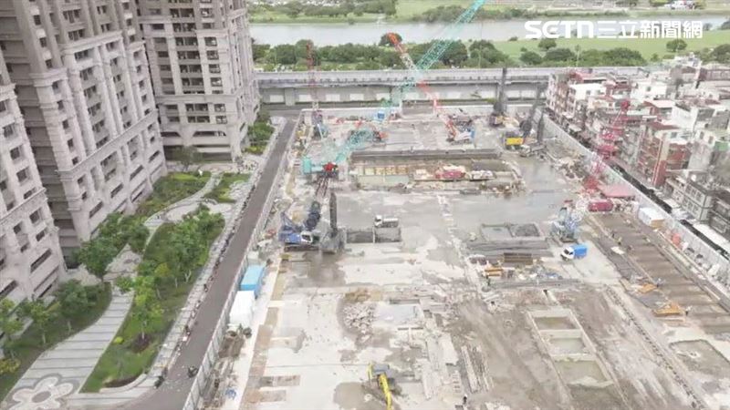 大陳地區更新進程再邁進重要一步,更新單元7面積約1.34公頃,現在進入拆除階段