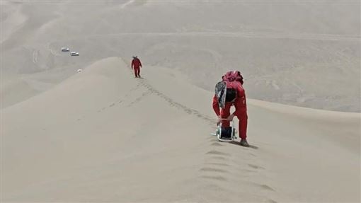 中國新疆塔克拉瑪干沙漠發現含水古河道