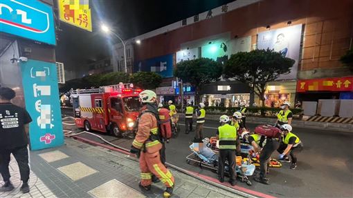 客跳樓逃生！三重燒肉店大火9傷