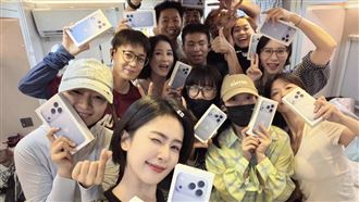 戲劇女神豪送兩箱iPhone寵員工　網全看呆