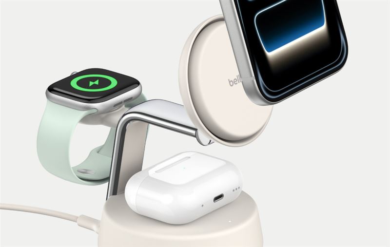 UltraCharge Pro 3-in-1 Magnetic Charging Dock整合多裝置充電,打造簡潔桌面空間。(圖/品牌業者提供)