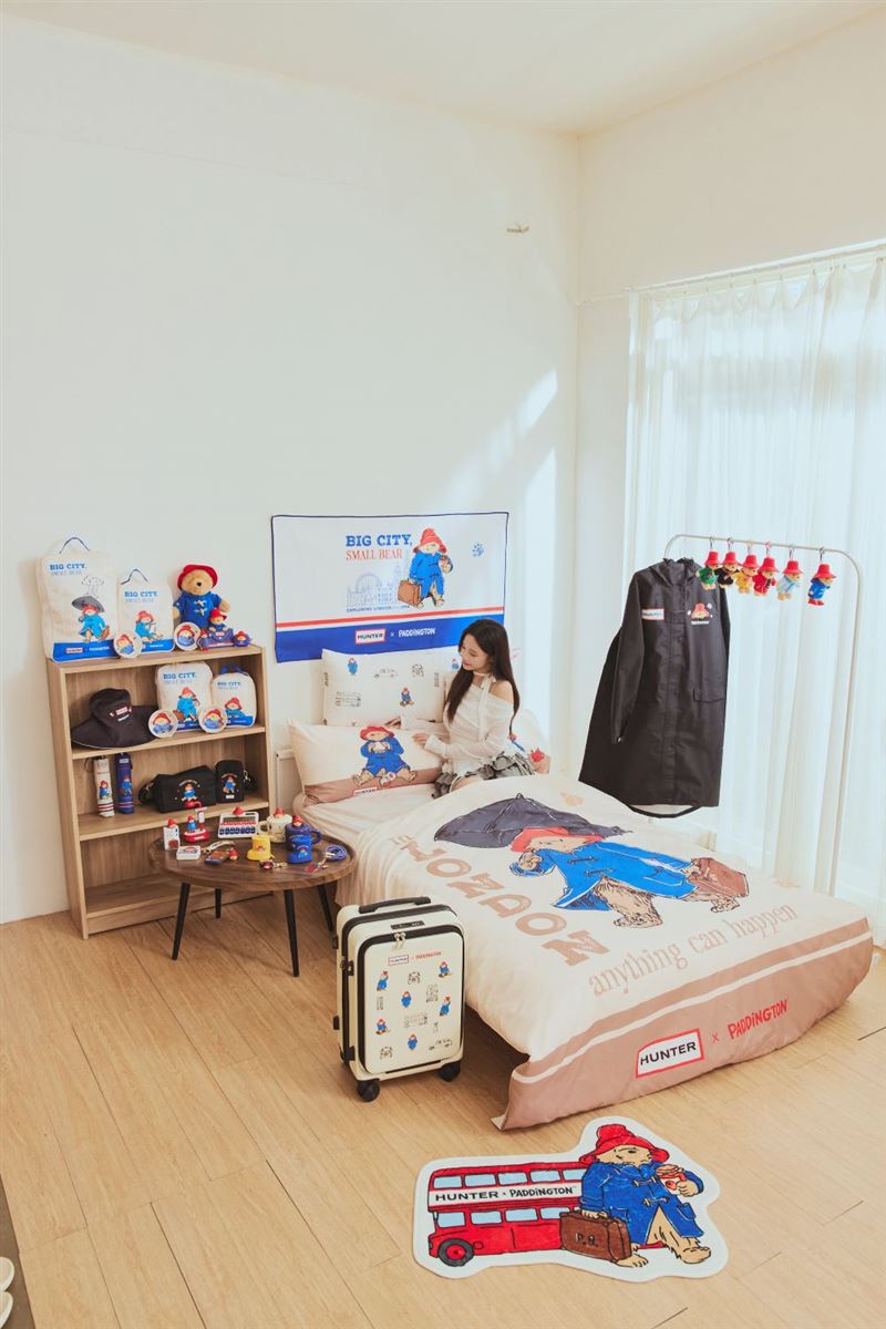 雙英聯名逾30款商品療癒登場,經典絨毛玩偶整套必收當玩偶富翁。(圖/品牌業者提供)