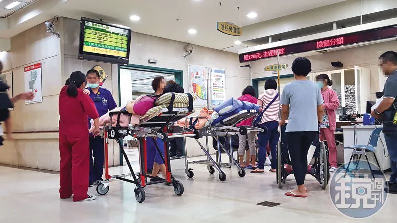 台灣醫療的高效率與合理收費經常引發外籍人士讚嘆,與歐美國家高昂的無保險醫療帳單形成強烈對比。(急診示意圖/鏡週刊)