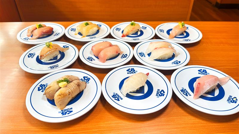 藏壽司「愛媛縣產蜜柑魚」系列澎湃亮相,一次集結真鯛、鰤魚等多達 10 款極上旬味壽司,搶攻秋季限定美食話題。(圖/藏壽司提供)