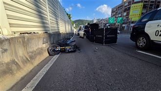 北市大直橋死亡車禍！女騎士遭撞輾過慘死
