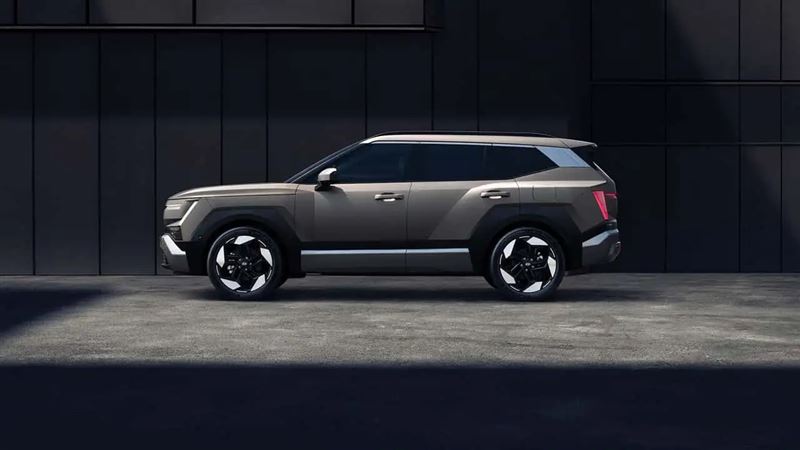 身車長增加60mm、車寬增加40mm、軸距增加30mm。(圖/翻攝Hyundai網站)