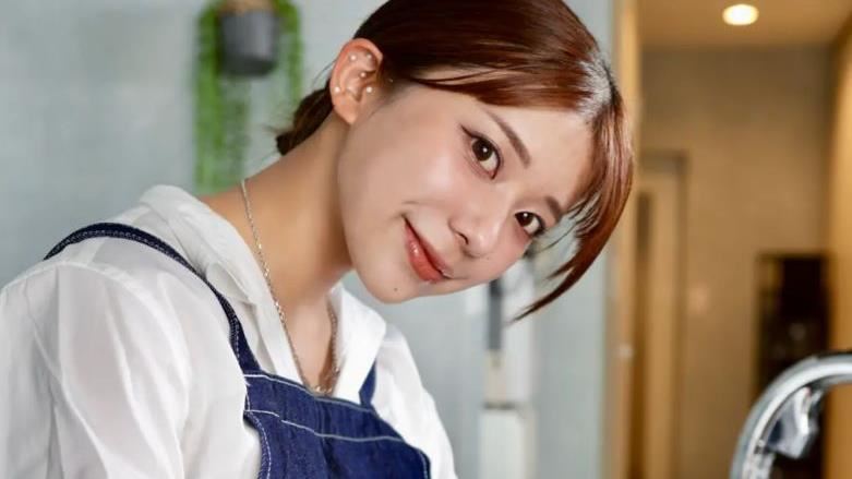 美女廚師車禍毀右手　被星探看中轉行女優