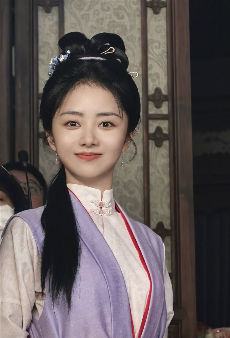 譚松韻主演《蘭香如故》聲勢大漲。（圖／翻攝自微博）